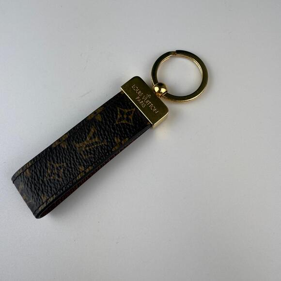 💎✨Authentic Louis Vuitton Icon Dragonne Key Holder - Picture 2 of 3